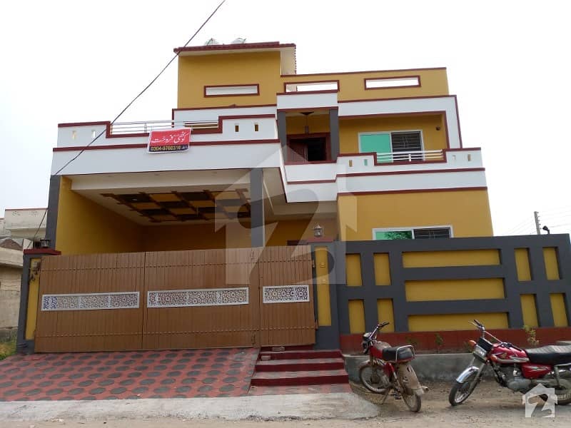 Brand new house in cant view Sargodha best location