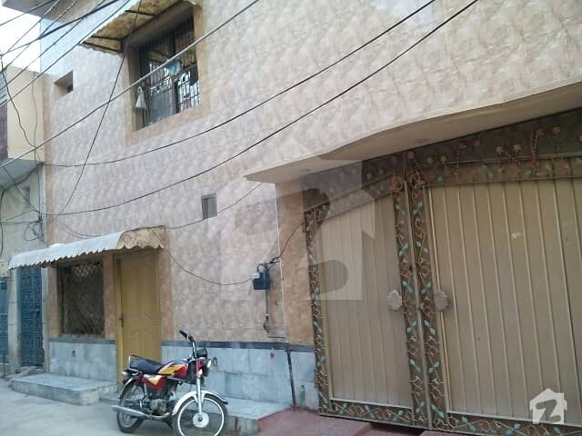 رحمان پورہ فیصل آباد میں 5 کمروں کا 7 مرلہ مکان 1.25 کروڑ میں برائے فروخت۔