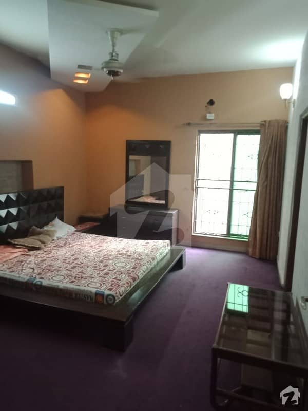 Upper Portion For Rent In Allama Iqbal Town - College Block