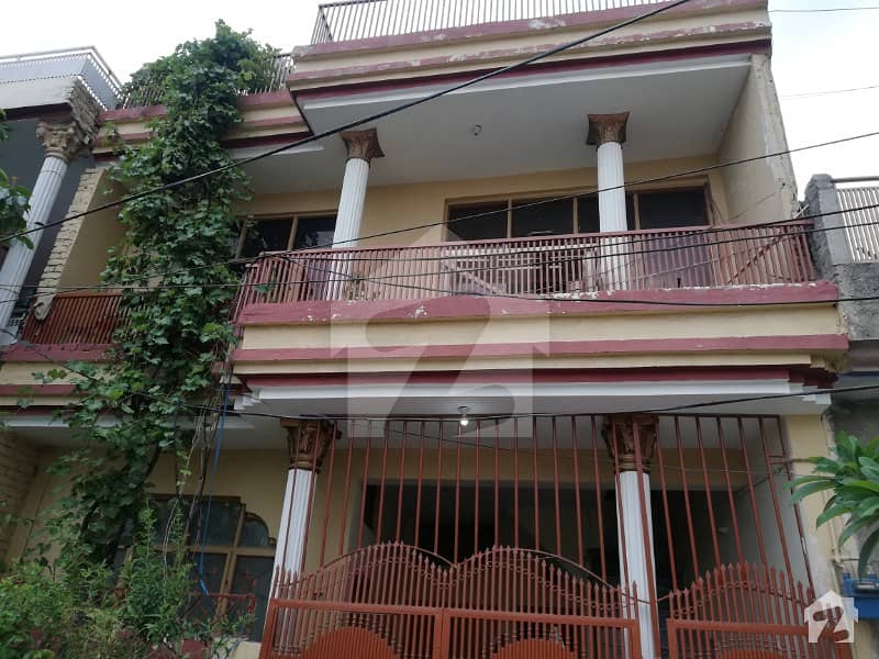 4 Marla House 2.5 Storey Building With All Facilities