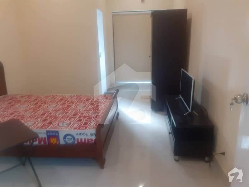 گلبرگ 2 گلبرگ لاہور میں 1 کمرے کا 1 مرلہ کمرہ 16 ہزار میں کرایہ پر دستیاب ہے۔