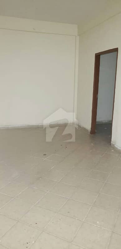 1 Bedroom 2nd Floor Flat For Sale In Allama Iqbal Town - Karim Block