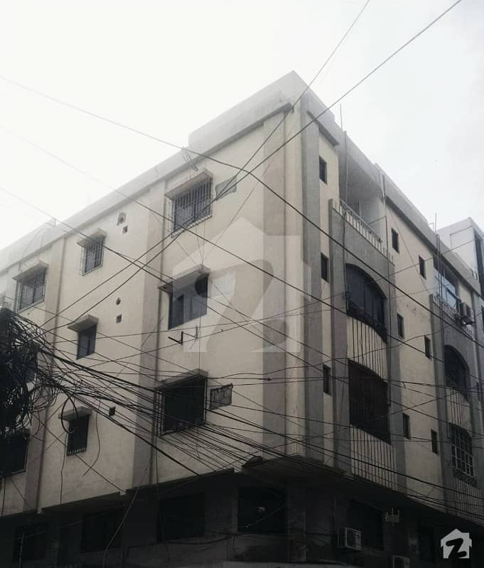 3 Bedrooms Apartment For Sale In Badar Commercial Area Dha Karachi