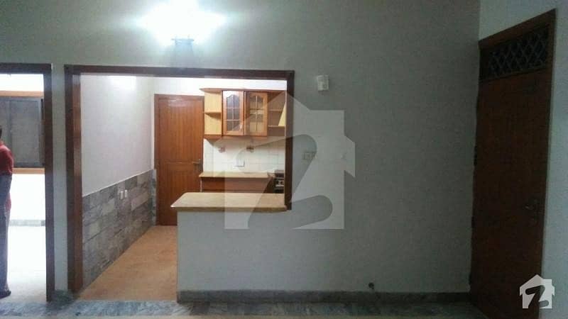 Flat Is Available For Rent In  Gulistan E Jahur Block 2