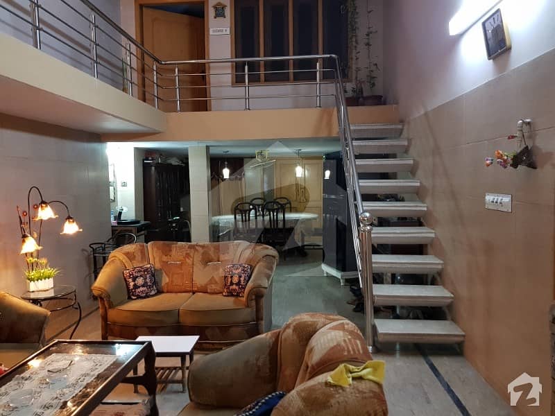 مصطفٰی آباد سوِل لائنز فیصل آباد میں 4 کمروں کا 5 مرلہ مکان 99 لاکھ میں برائے فروخت۔