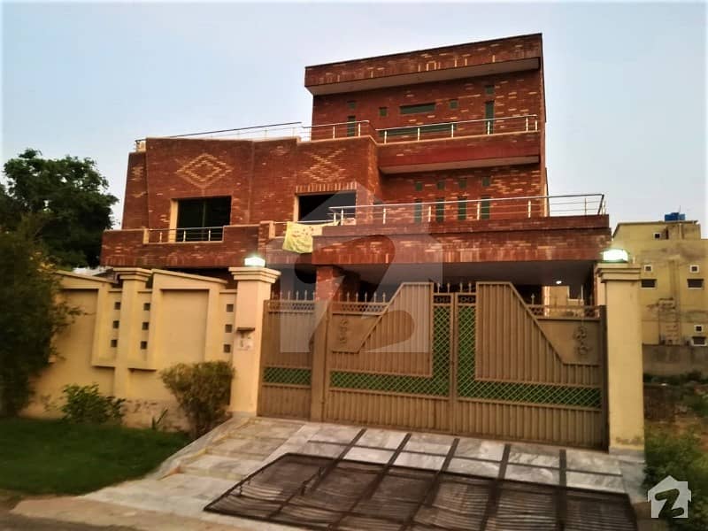 Kanal Used Bungalow For Sale In Nfc Society