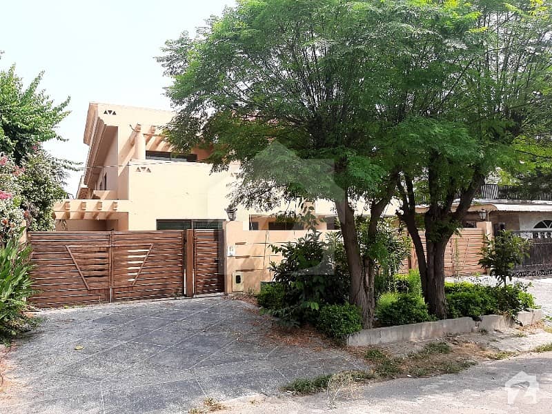 Beautiful House Is Available For Sale In F-11/4 Islamabad