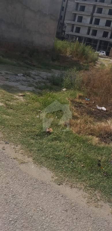 سوان گارڈن - بلاک ایچ ایکسٹینشن سوان گارڈن اسلام آباد میں 7 مرلہ رہائشی پلاٹ 58 لاکھ میں برائے فروخت۔ سوان گارڈن - بلاک ایچ ایکسٹینشن سوان گارڈن اسلام آباد میں 7 مرلہ رہائشی پلاٹ 58 لاکھ میں برائے فروخت۔