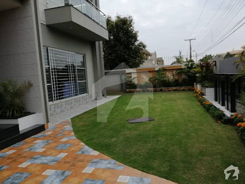 2 Kanal Brand New House Available For Sale In Wapda Town Near Umt