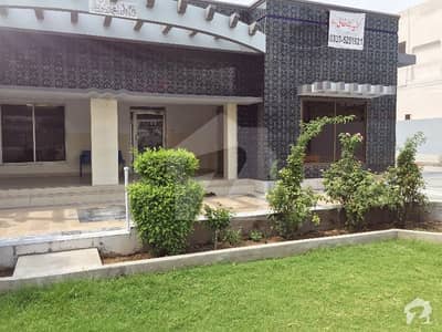 2 Kanal House At Prime Location Commercial
