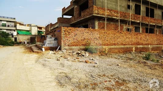 پاکستان ٹاؤن اسلام آباد میں 1 کنال رہائشی پلاٹ 1 کروڑ میں برائے فروخت۔ پاکستان ٹاؤن اسلام آباد میں 1 کنال رہائشی پلاٹ 1 کروڑ میں برائے فروخت۔