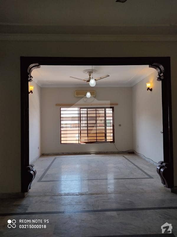 G-13-3 30x60 Triple Storey House 7 Bed 3 Kitchen For Sale