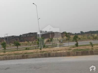 ڈی ایچ اے ویلی - آلینڈر سیکٹر ڈی ایچ اے ویلی ڈی ایچ اے ڈیفینس اسلام آباد میں 8 مرلہ کمرشل پلاٹ 90 لاکھ میں برائے فروخت۔ ڈی ایچ اے ویلی - آلینڈر سیکٹر ڈی ایچ اے ویلی ڈی ایچ اے ڈیفینس اسلام آباد میں 8 مرلہ کمرشل پلاٹ 90 لاکھ میں برائے فروخت۔
