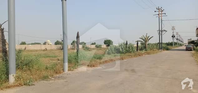 Transfer West Open 40 Feet Road Park Facing Plot Is Available For Sale Transfer West Open 40 Feet Road Park Facing Plot Is Available For Sale