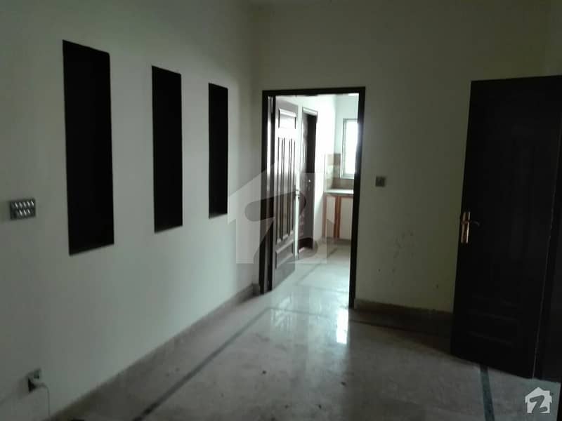 ویلینشیاء ۔ بلاک اے3 ویلینشیاء ہاؤسنگ سوسائٹی لاہور میں 5 کمروں کا 10 مرلہ مکان 2 کروڑ میں برائے فروخت۔