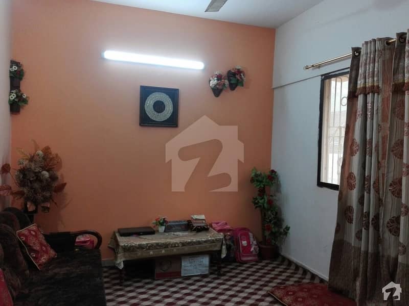 3 Side Corner Flat Is Available For Sale