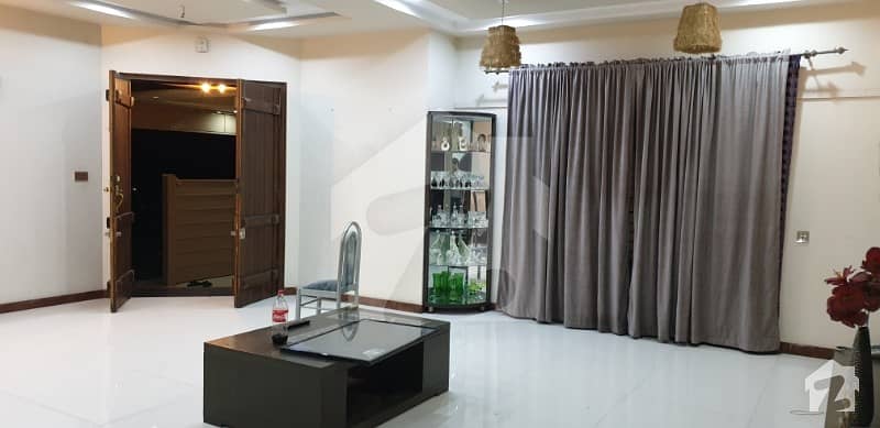 ایڈن ایگزیکیٹو ایڈن گارڈنز فیصل آباد میں 5 کمروں کا 15 مرلہ مکان 3 کروڑ میں برائے فروخت۔