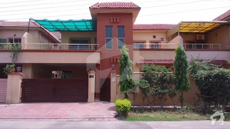10 Marla House For Sale In Askari 11 Sector B Lahore