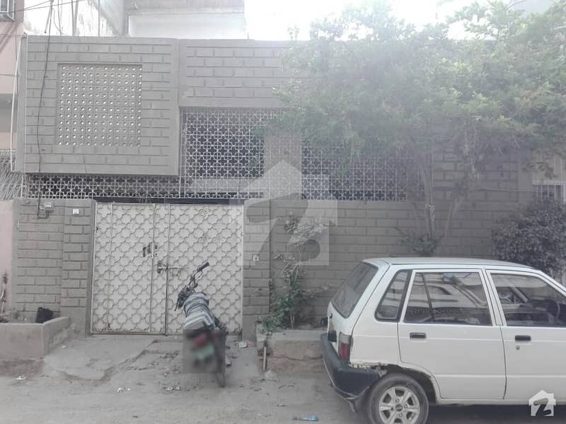 نارتھ کراچی - سیکٹر 11-C / 3 نارتھ کراچی کراچی میں 4 کمروں کا 5 مرلہ مکان 1.05 کروڑ میں برائے فروخت۔