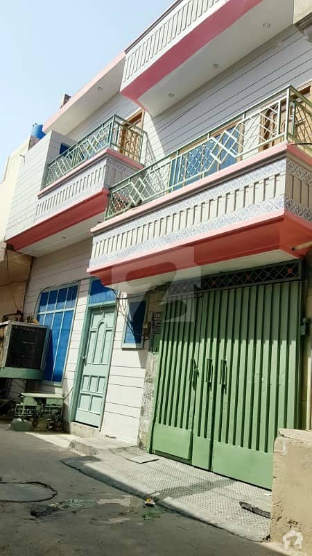 سرگودھا روڈ فیصل آباد میں 1 کمرے کا 5 مرلہ مکان 83 لاکھ میں برائے فروخت۔