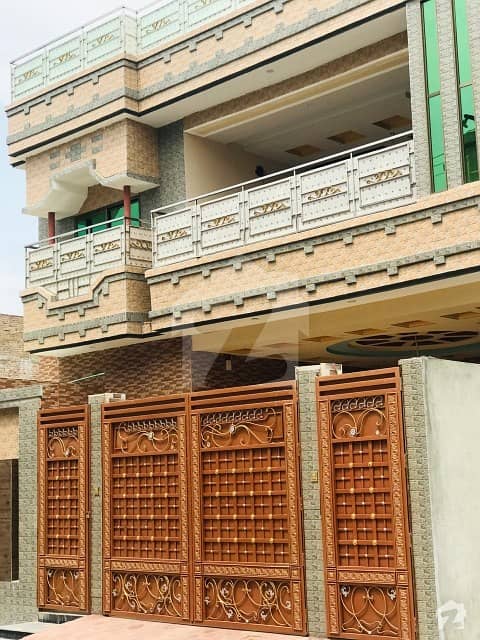ورسک روڈ پشاور میں 9 کمروں کا 10 مرلہ مکان 2.8 کروڑ میں برائے فروخت۔
