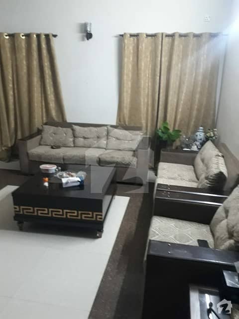 پی آئی اے ہاؤسنگ سکیم لاہور میں 5 کمروں کا 10 مرلہ مکان 1.95 کروڑ میں برائے فروخت۔