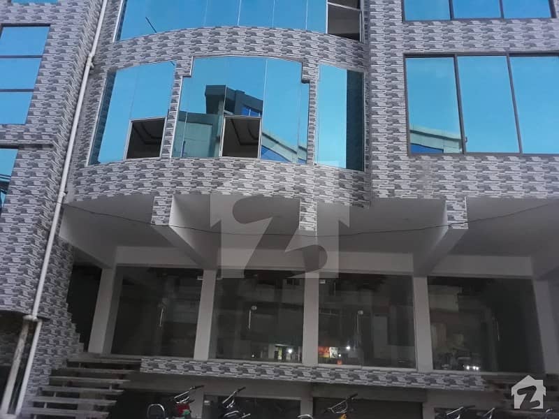 پاکستان ٹاؤن ۔ فیز 2 پاکستان ٹاؤن اسلام آباد میں 6 مرلہ عمارت 7.5 کروڑ میں برائے فروخت۔