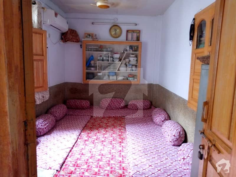 دبگھڑی پشاور میں 4 کمروں کا 4 مرلہ مکان 1.5 کروڑ میں برائے فروخت۔