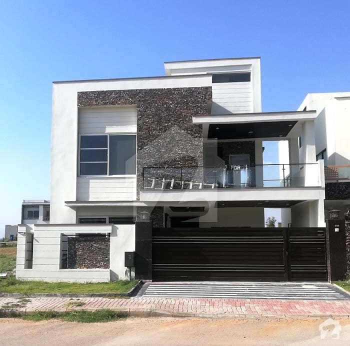 On Invester Price 10 Marla Double Unit House For Sale