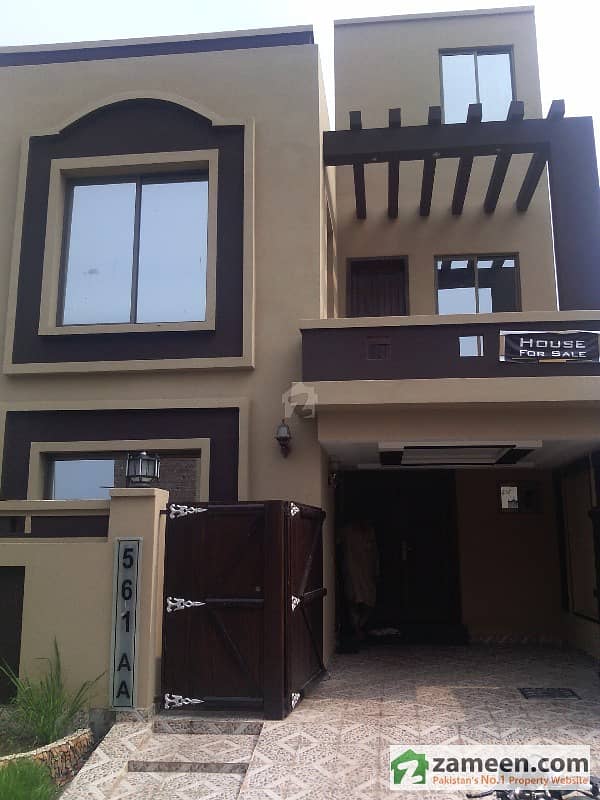 Prime Location Glorious House For Sale In Bahria Town - Block BB