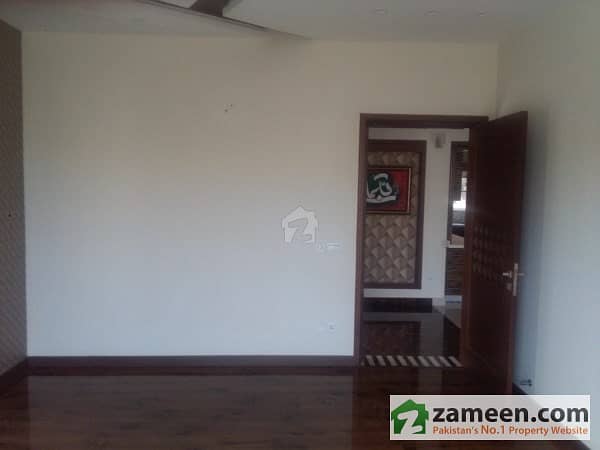 Kanal Upper Portion For Rent In Dha Phase 1