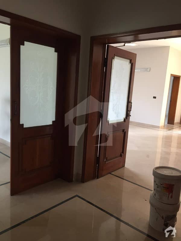 Kanal Lower Portion 3 Bedrooms For Rent