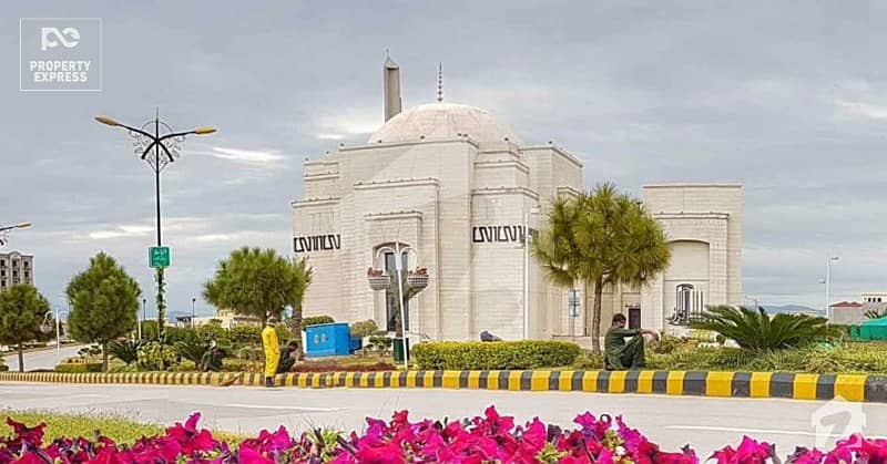 بحریہ ٹاؤن جناح بلاک بحریہ ٹاؤن سیکٹر ای بحریہ ٹاؤن لاہور میں 5 مرلہ رہائشی پلاٹ 42 لاکھ میں برائے فروخت۔