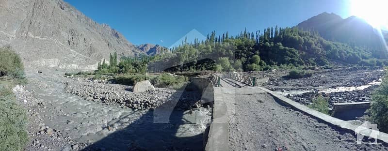 Shishkat Gojal Near Ata Abad Lake 40 Kanal Land  For Sale