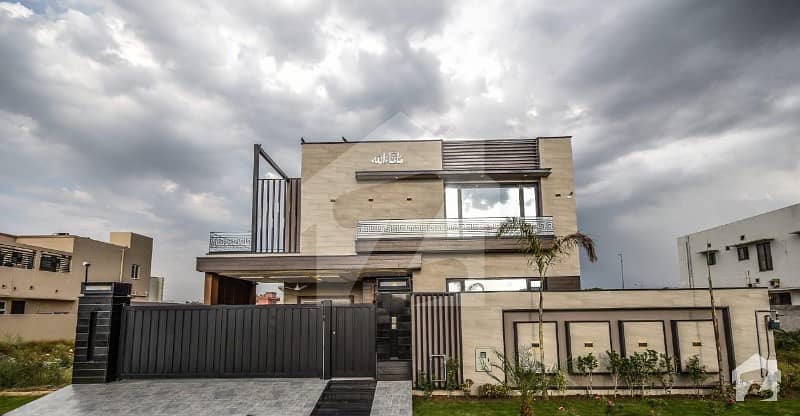 Modern Architect Designer Villa For Sale At Prime Location