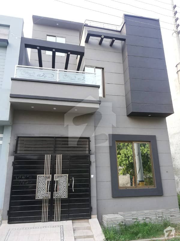 Mian Farooq Estate Offer 4 Marla Double Storey House For Sale On 20 Feet Road In Sajid Garden Lahore Madicel Scheme