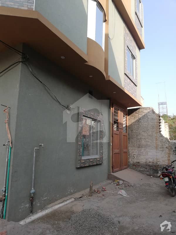 Main Farooq Estate Offers 2 And Half Marla Corner Double Storey House For Sale On 20 Feet Road