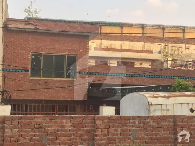 جیل روڈ لاہور میں 6 کمروں کا 1 کنال مکان 45 لاکھ میں برائے فروخت۔
