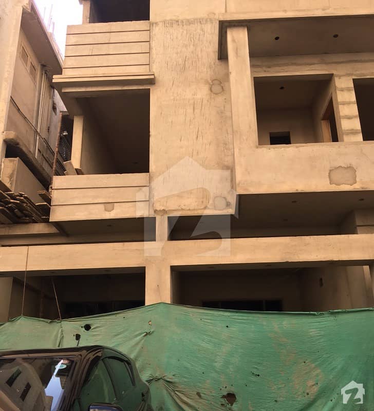 شرف آباد گلشنِ اقبال ٹاؤن کراچی میں 3 کمروں کا 9 مرلہ زیریں پورشن 2.5 کروڑ میں برائے فروخت۔