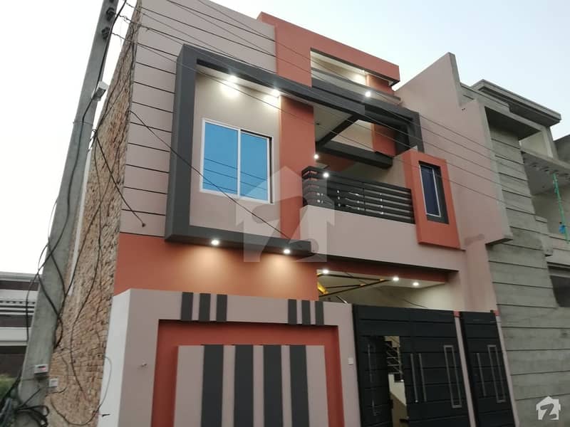 ارباب سبز علی خان ٹاؤن ورسک روڈ پشاور میں 5 کمروں کا 5 مرلہ مکان 1.3 کروڑ میں برائے فروخت۔