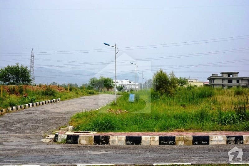Plot Available For Sale In Islamabad Size 50x90