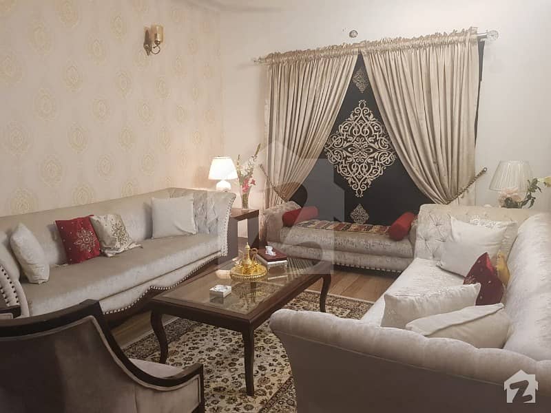 ریونیو سوسائٹی - بلاک اے ریوینیو سوسائٹی لاہور میں 5 کمروں کا 10 مرلہ مکان 1.9 کروڑ میں برائے فروخت۔