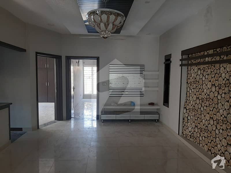 Bahria Town 10 Marla Full House For Rent