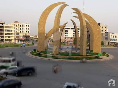 08 Marla Commercial Plot For Sale In Bahria Town Lahore