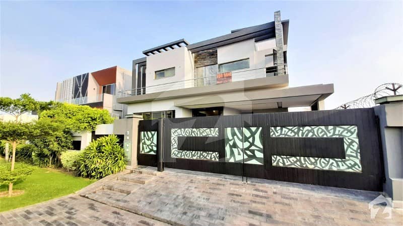 20 Marla Beautiful And Modern House Near Golf Course Available For Rent