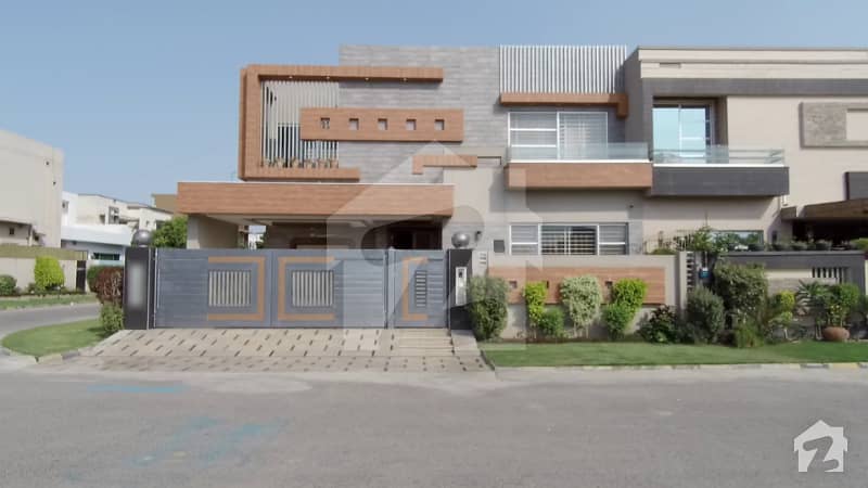 12 Marla Brand New Corner Bungalow For Sale In Block Of Green City Lahore