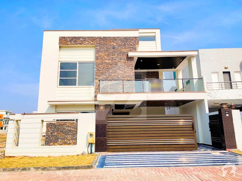 بحریہ ٹاؤن فیز 8 بحریہ ٹاؤن راولپنڈی راولپنڈی میں 5 کمروں کا 10 مرلہ مکان 1.85 کروڑ میں برائے فروخت۔