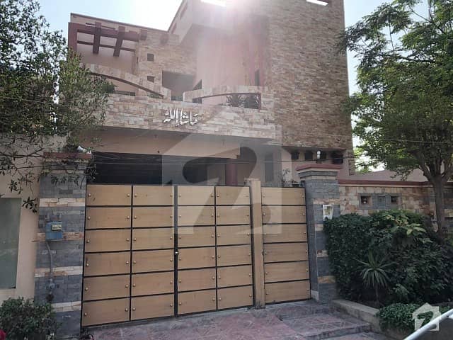 قمر گارڈن فیصل آباد میں 3 کمروں کا 7 مرلہ مکان 1.4 کروڑ میں برائے فروخت۔