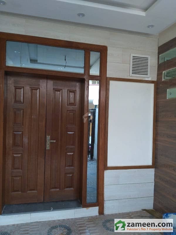 Johar Town Specialist 7. 5 Marla Brand New House Near Gloria Jeans Coffee Planet Johar Town Specialist 7. 5 Marla Brand New House Near Gloria Jeans Coffee Planet