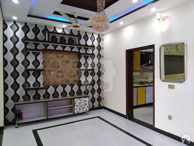 الرحمان گارڈن فیز 2 الرحمان گارڈن لاہور میں 3 کمروں کا 4 مرلہ مکان 74 لاکھ میں برائے فروخت۔